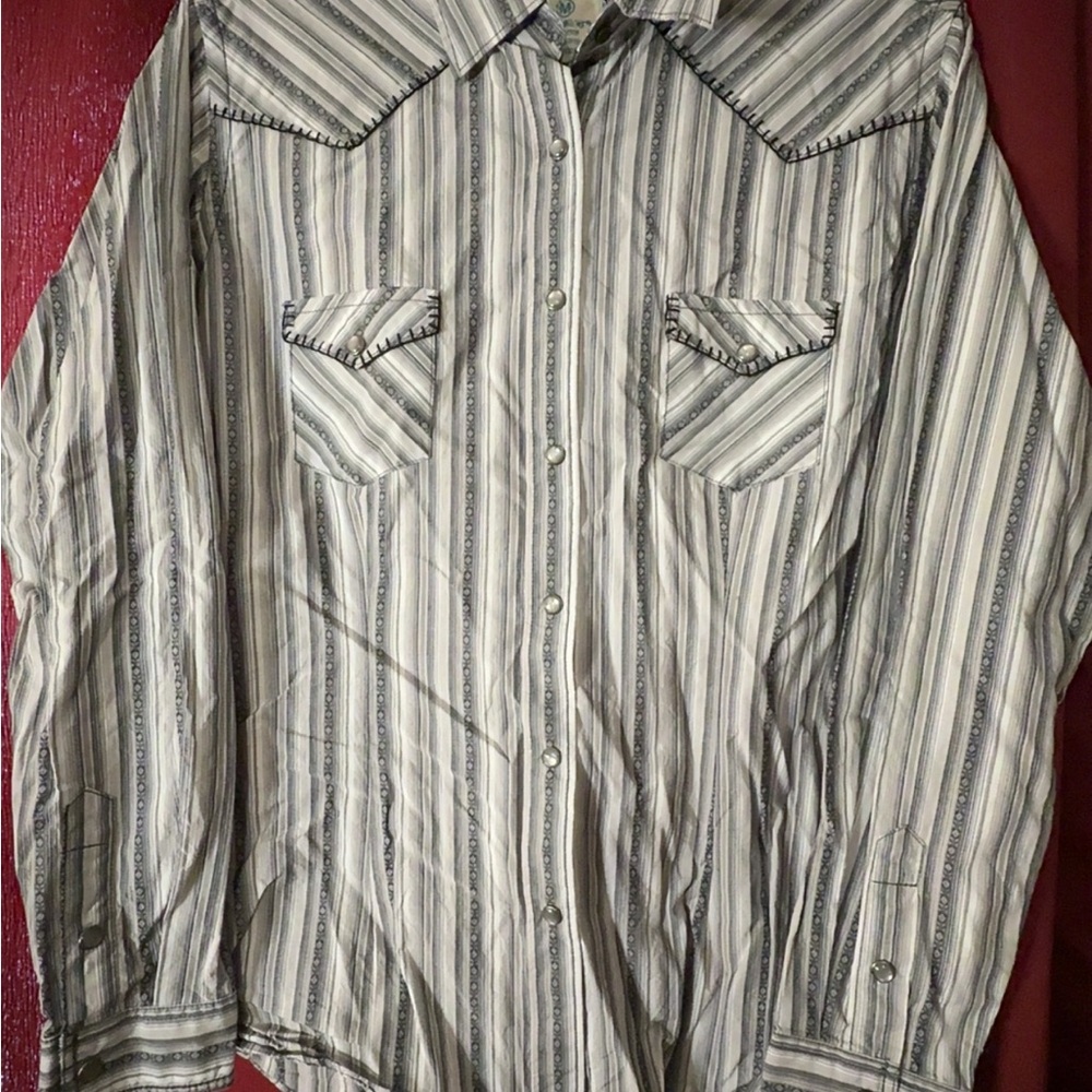Women's Striped Pearl Snap